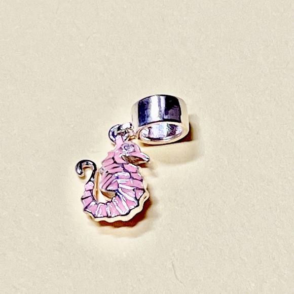 Sterling silver pink seahorse dangle charm by Persona - Picture 1 of 4